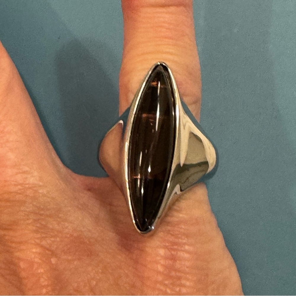 Nambe Elegant Silver and Black Women's Ring